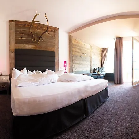 Alpenhotel Stefanie 4* Hippach