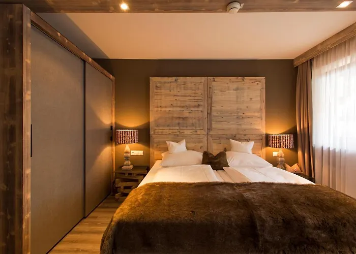 מלון Alpenhotel Stefanie