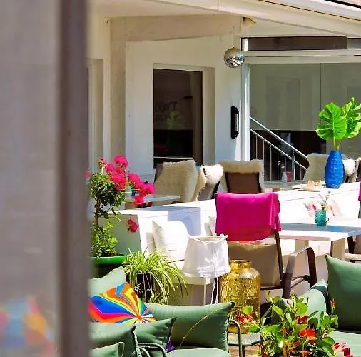 Alpenhotel Stefanie היפאך