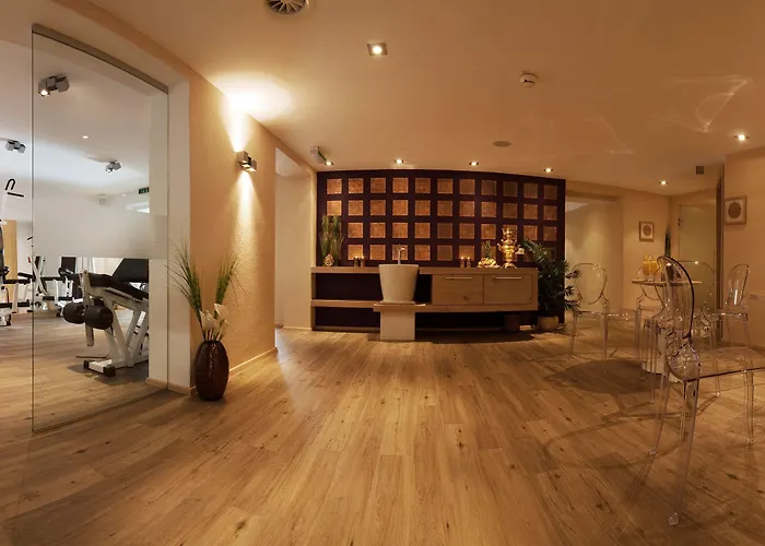 Alpenhotel Stefanie 4*