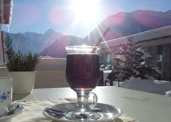 מלון Alpenhotel Stefanie