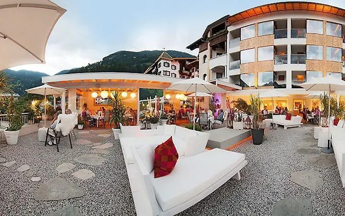 ホテル Alpenhotel Stefanie