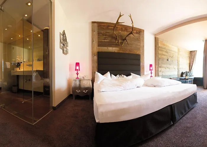 Alpenhotel Stefanie 4*