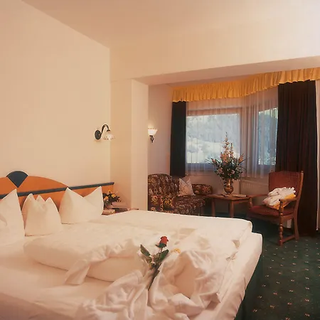 Alpenhotel Stefanie ヒパッハ