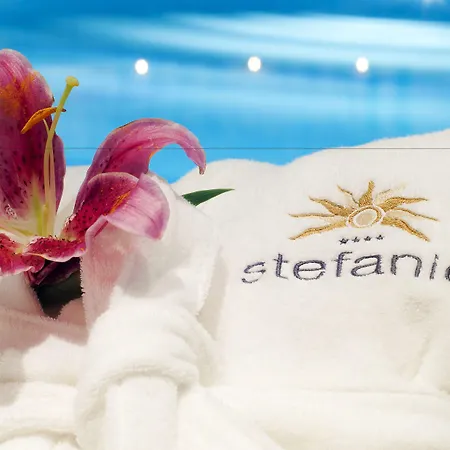 Alpenhotel Stefanie 4*