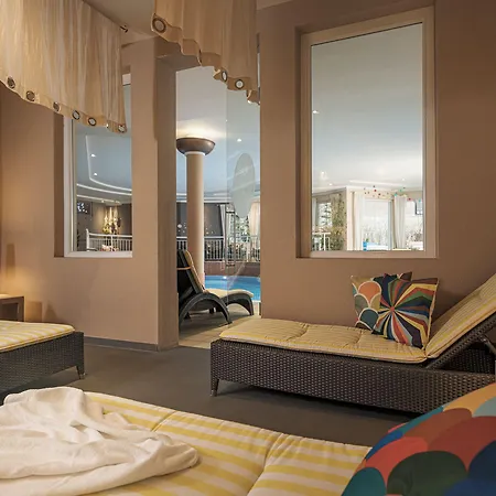 Alpenhotel Stefanie ホテル ヒパッハ