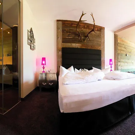 Alpenhotel Stefanie 4*