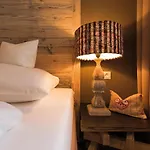 Alpenhotel Stefanie Отель