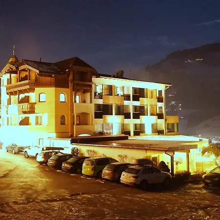 Alpenhotel Stefanie Отель Хиппах